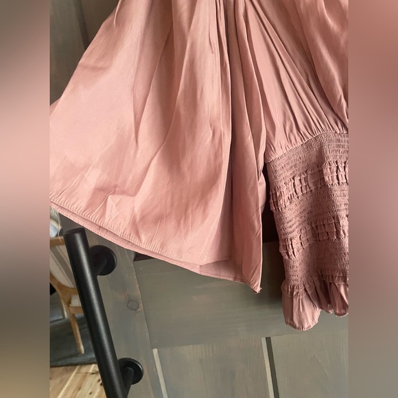 “Mustard Seed” Mauve Boho Smocked Blouse. NWOT. Never worn - Picture 3 of 5